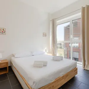  Appartamento Guesthost - Industrial Design Apt Near M4 Tolstoj