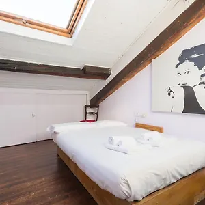 navigli-7-apartment.italymilanhotels.net/