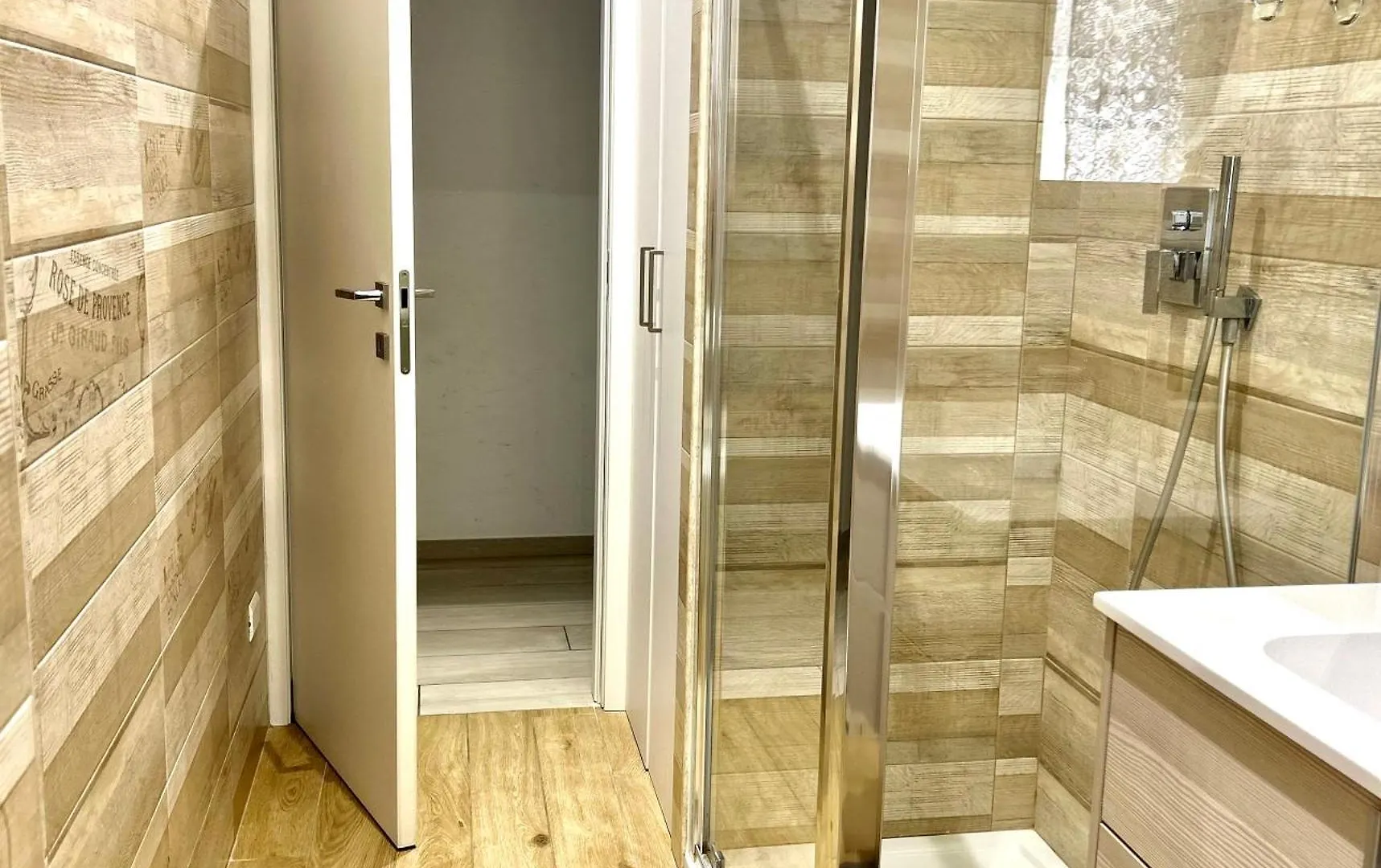 מילאנו Lovely 2 Room Apartment With Small Garden איטליה